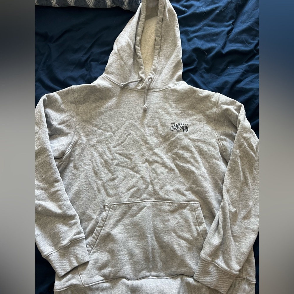 Mountain hardware sweatshirt